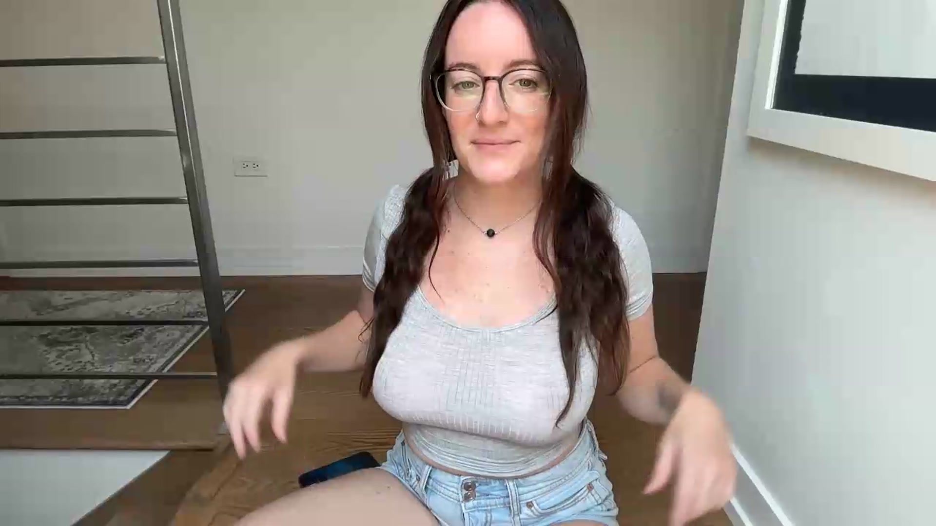 Gallery image thumbnail from EmmalineLime's myfreecams stream on, 07/30/2026, 19:07 image 4 of 20