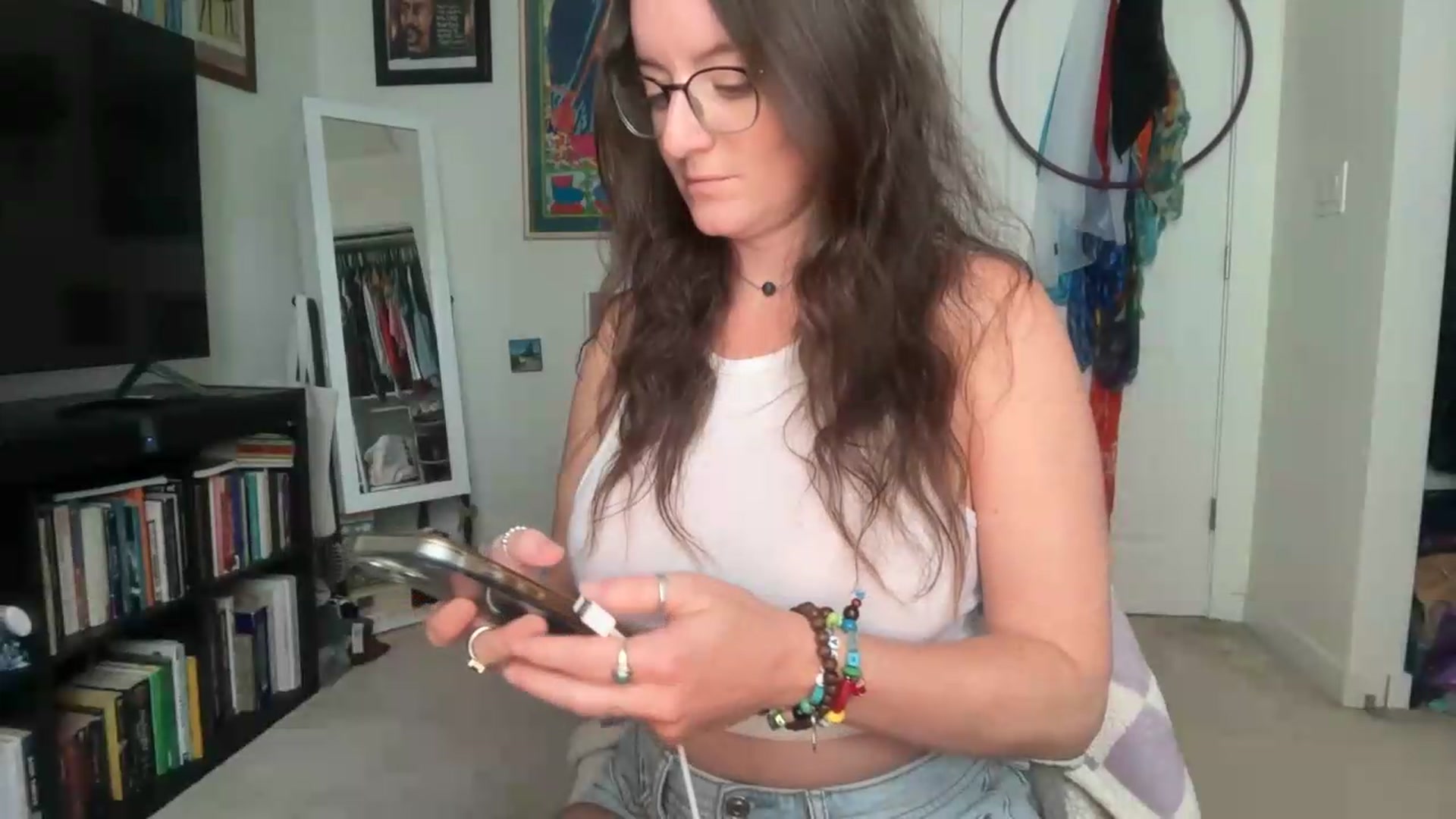 Gallery image thumbnail from EmmalineLime's myfreecams stream on, 08/11/2026, 23:12 image 7 of 20