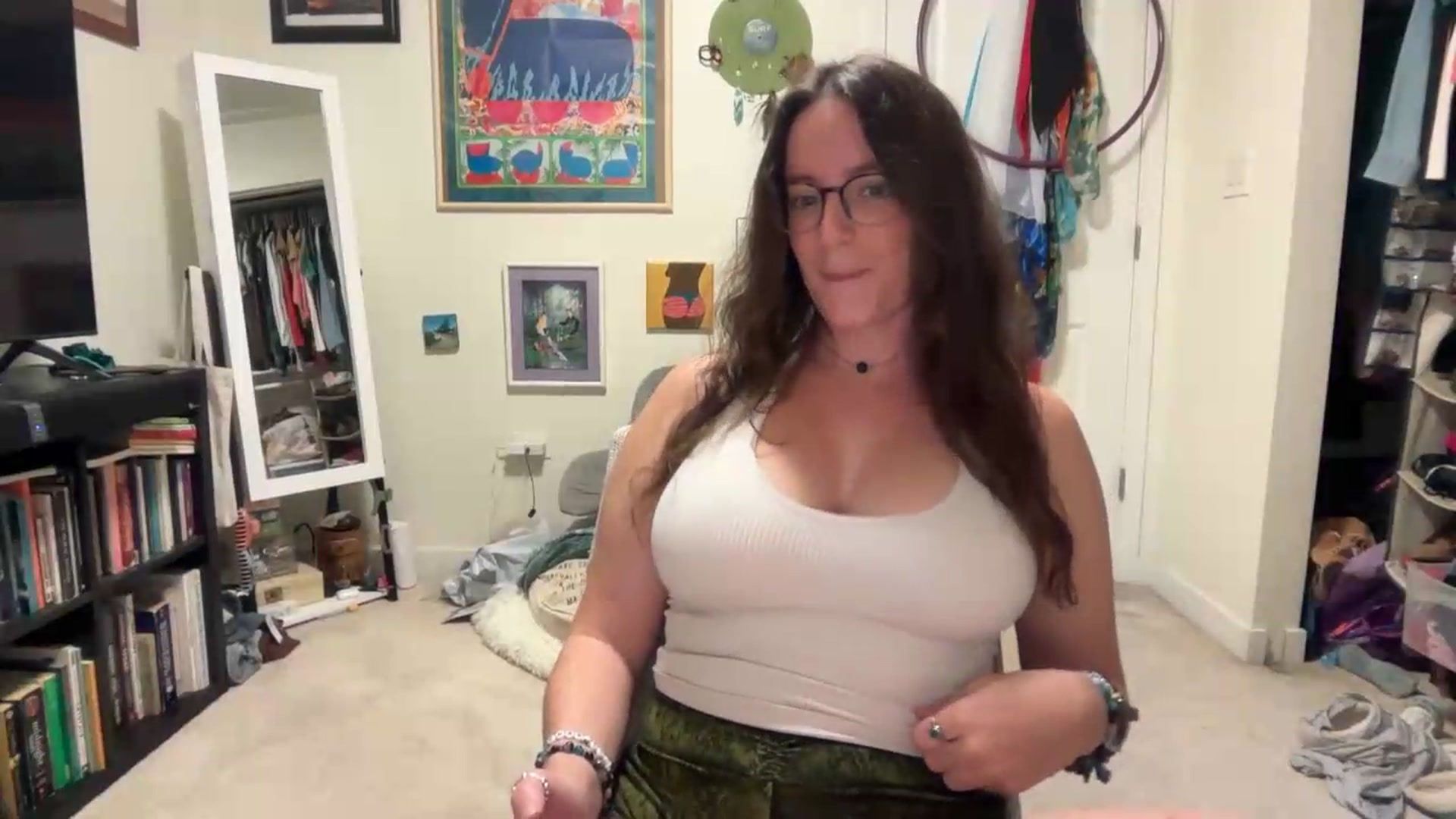 Gallery image thumbnail from EmmalineLime's myfreecams stream on, 08/16/2026, 04:13 image 18 of 20
