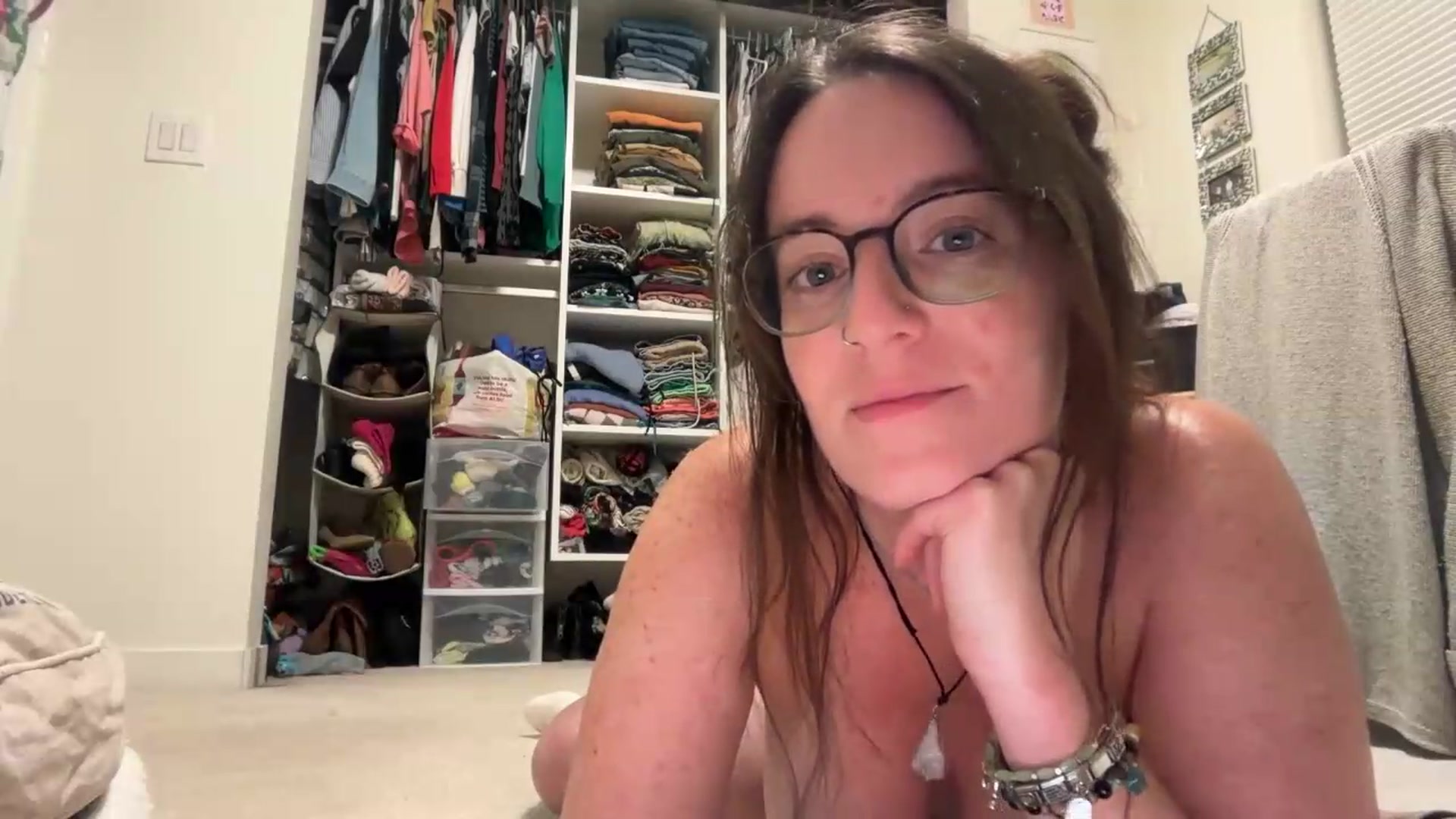 Gallery image thumbnail from EmmalineLime's myfreecams stream on, 08/27/2026, 04:29 image 5 of 20