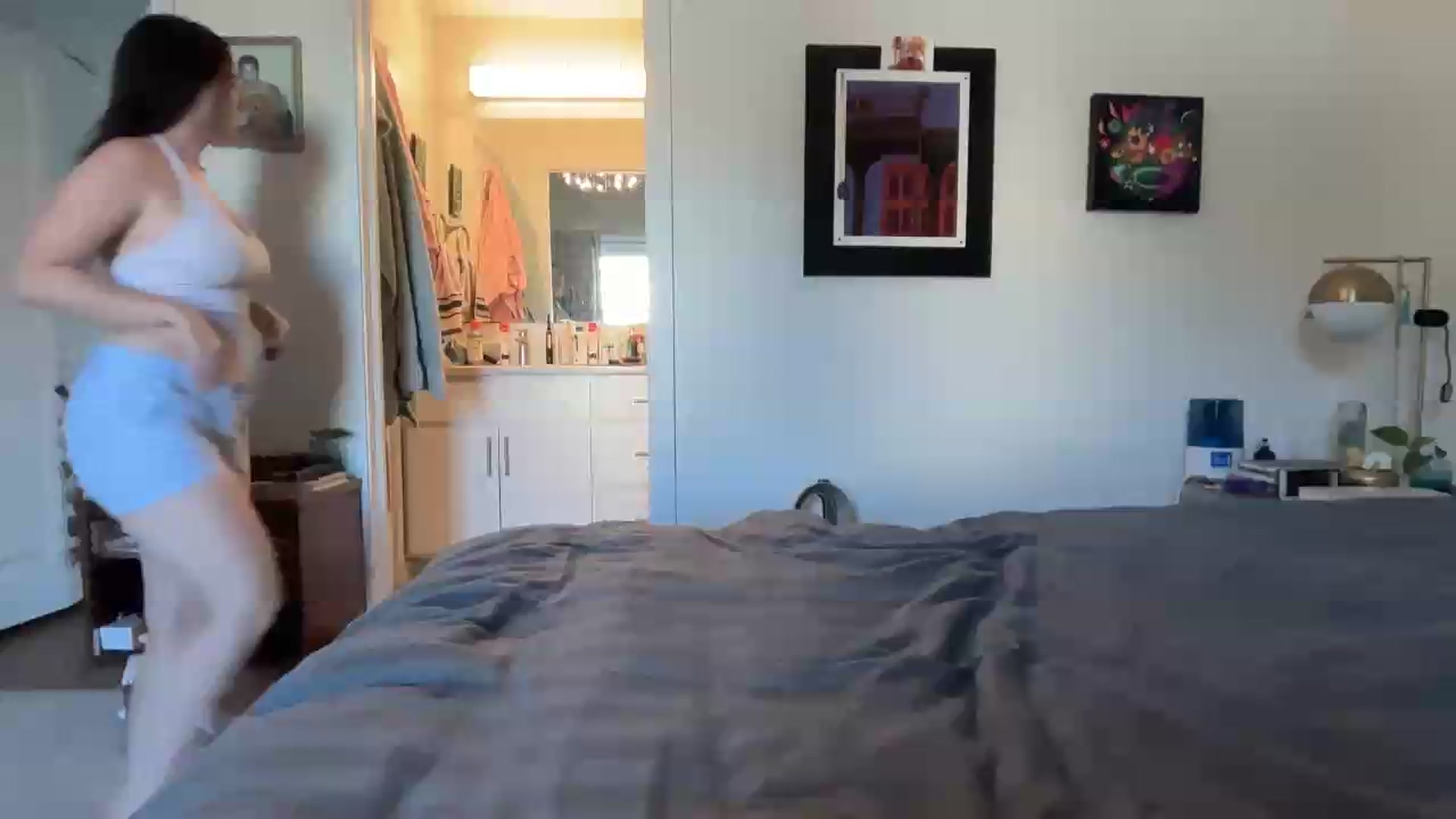 Gallery image thumbnail from EmmalineLime's myfreecams stream on, 08/27/2026, 22:37 image 6 of 20