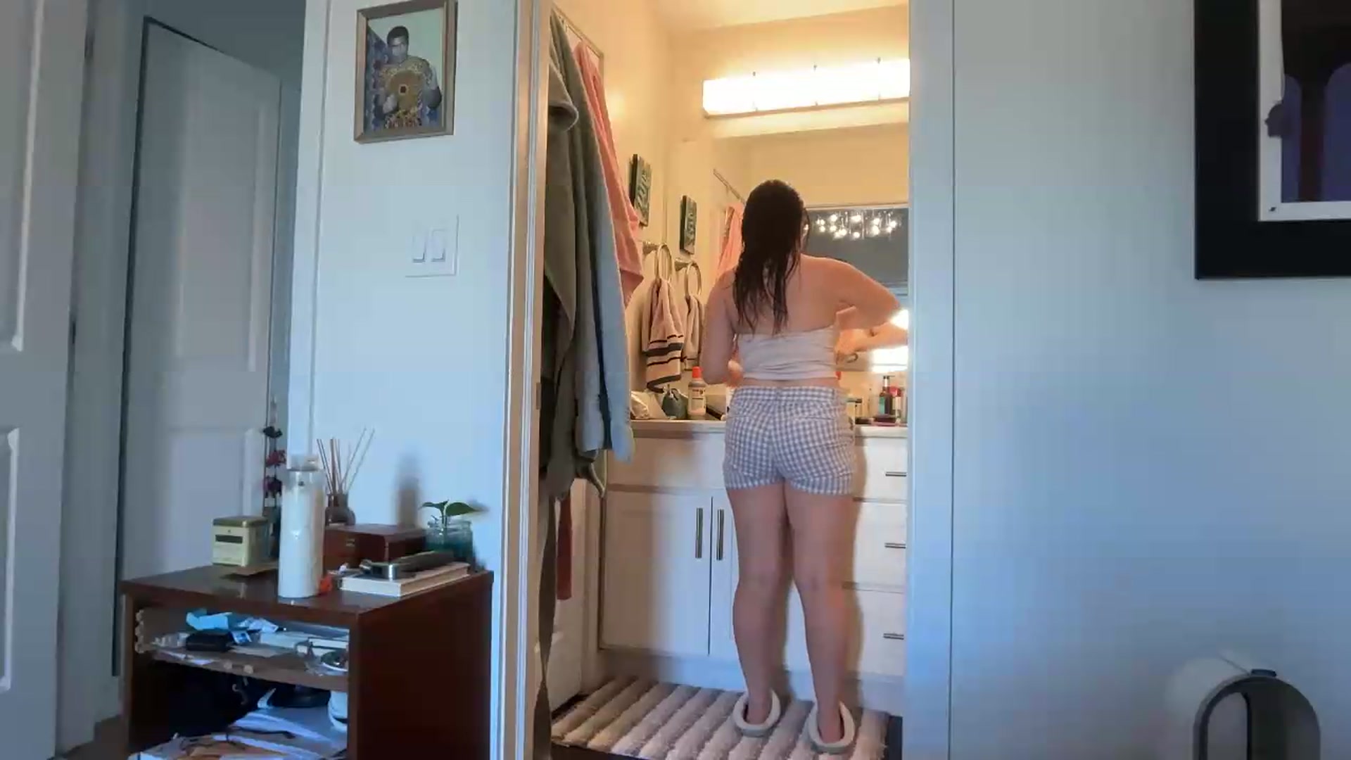 Gallery image thumbnail from EmmalineLime's myfreecams stream on, 08/27/2026, 22:37 image 4 of 20