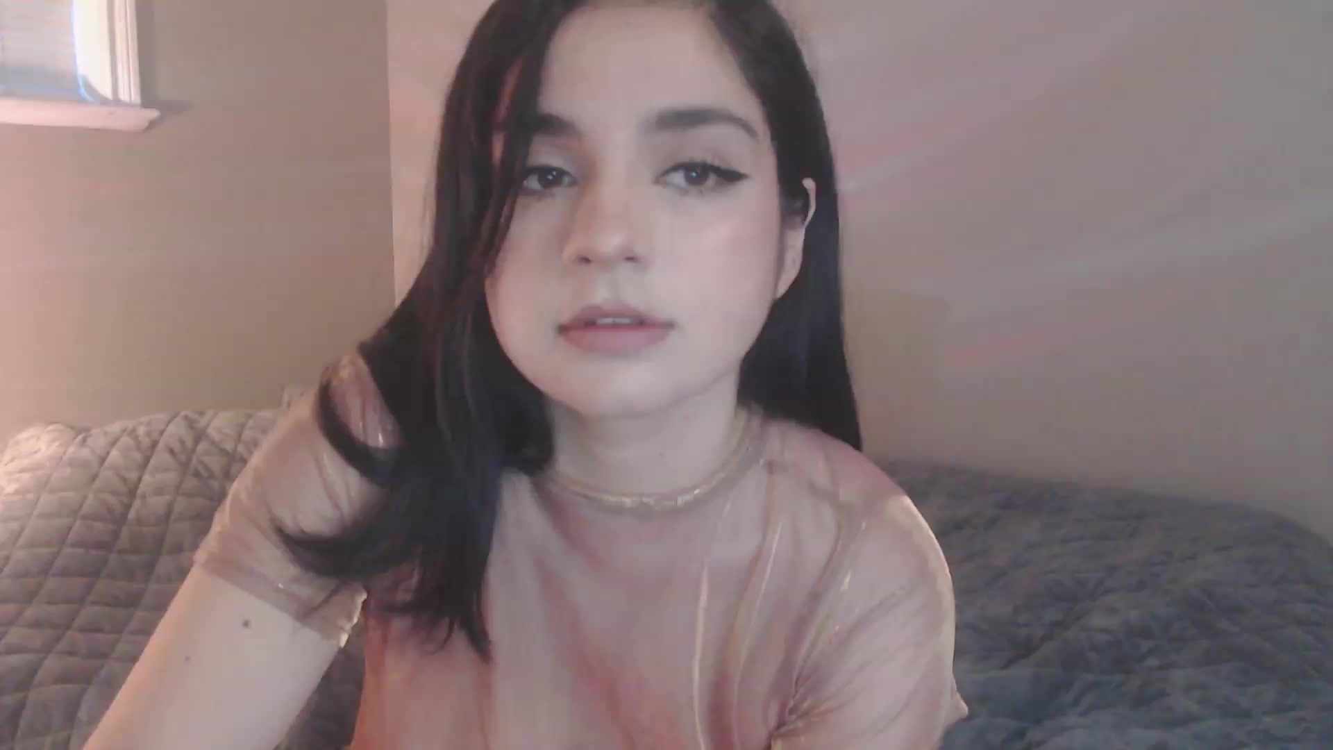 Gallery image thumbnail from Emmalovesit's myfreecams stream on, 05/16/2023, 18:30 image 9 of 20