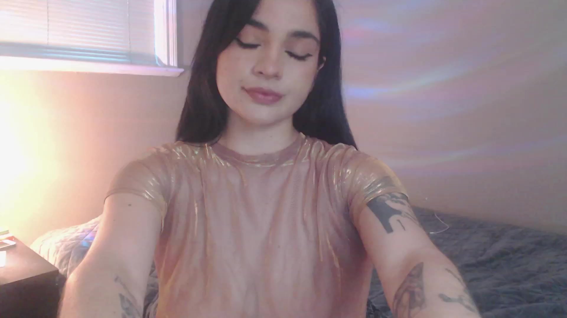 Gallery image thumbnail from Emmalovesit's myfreecams stream on, 05/16/2023, 18:30 image 13 of 20