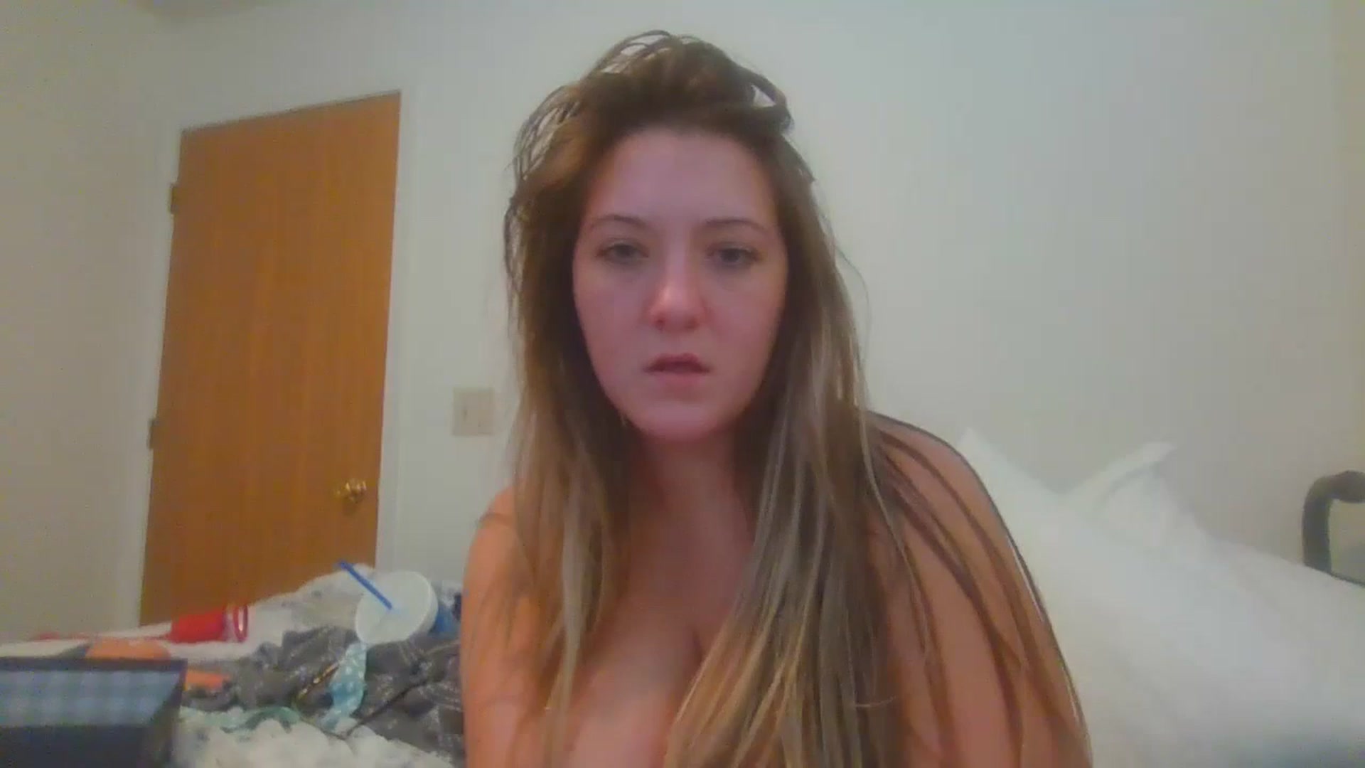 Gallery image thumbnail from EmmasVibe's myfreecams stream on, 08/14/2024, 14:28 image 14 of 20