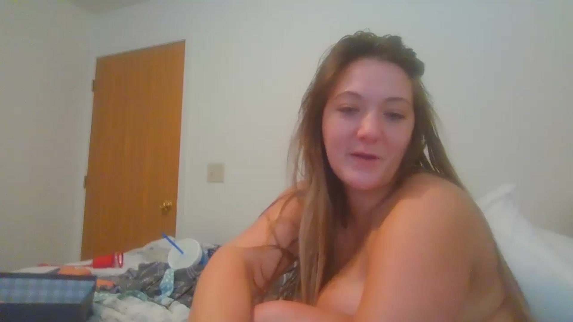 Gallery image thumbnail from EmmasVibe's myfreecams stream on, 08/14/2024, 14:28 image 8 of 20