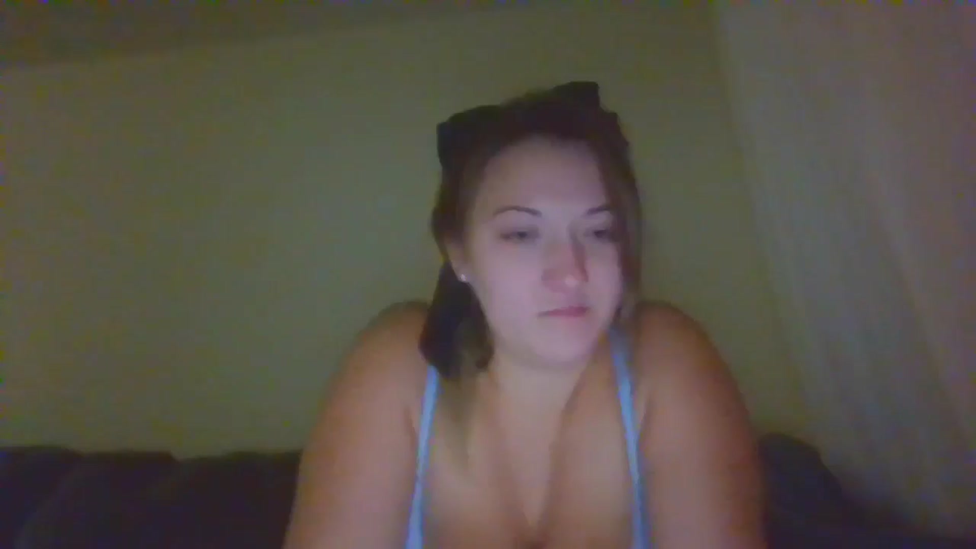 Gallery image thumbnail from EmmasVibe's myfreecams stream on, 08/16/2024, 09:24 image 6 of 20