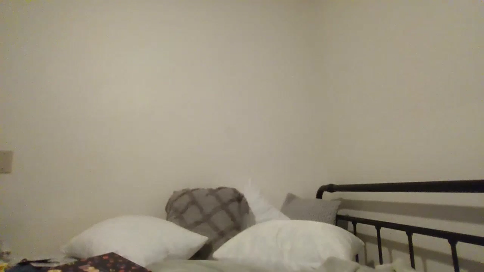 Gallery image thumbnail from EmmasVibe's myfreecams stream on, 08/26/2024, 07:35 image 18 of 20