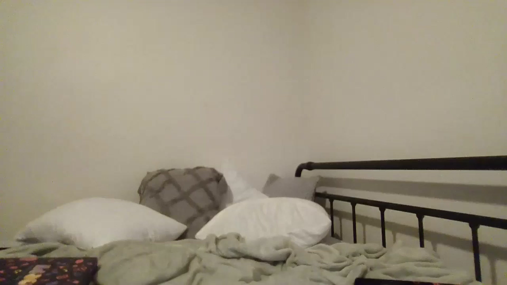 Gallery image thumbnail from EmmasVibe's myfreecams stream on, 08/26/2024, 08:13 image 4 of 20