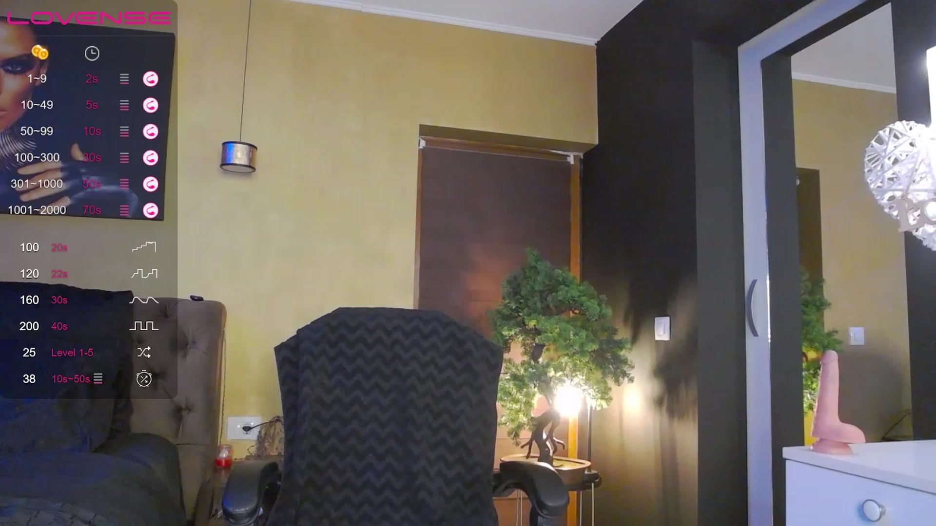 Gallery image thumbnail from Emmax566's myfreecams stream on, 06/29/2023, 22:09 image 7 of 20