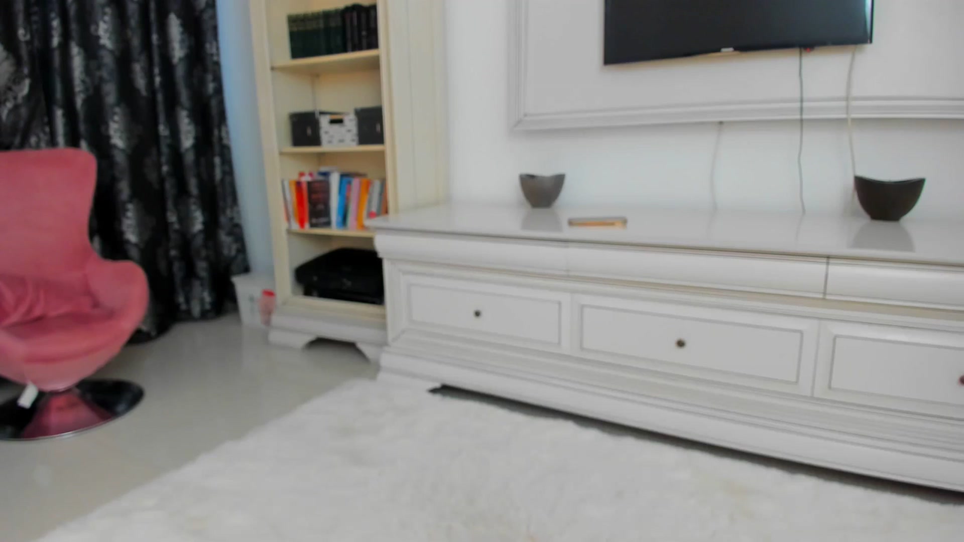 Gallery image thumbnail from Emmazing_'s myfreecams stream on, 09/22/2023, 16:53 image 11 of 20
