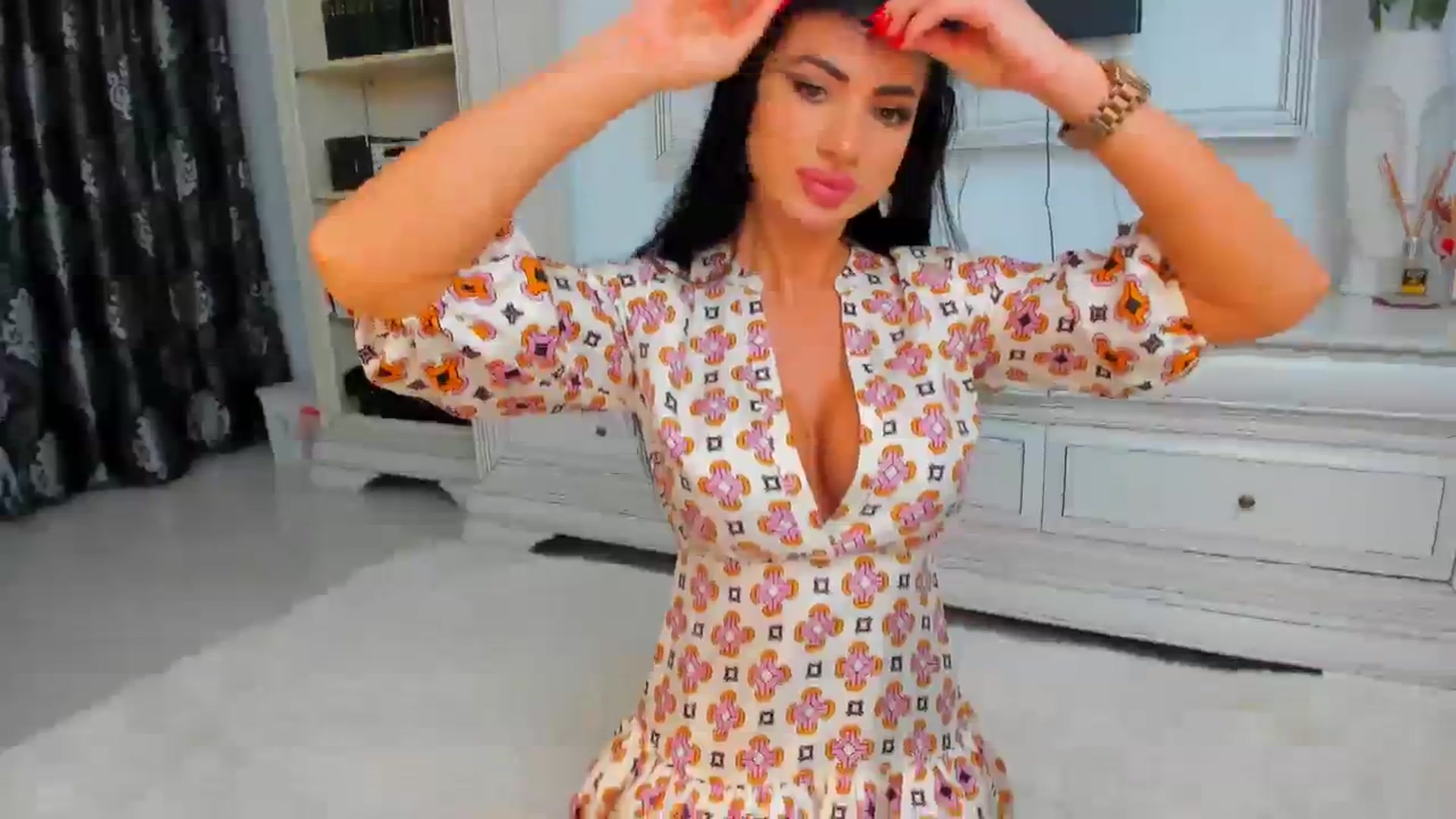 Gallery image thumbnail from Emmazing_'s myfreecams stream on, 10/06/2023, 17:40 image 3 of 20