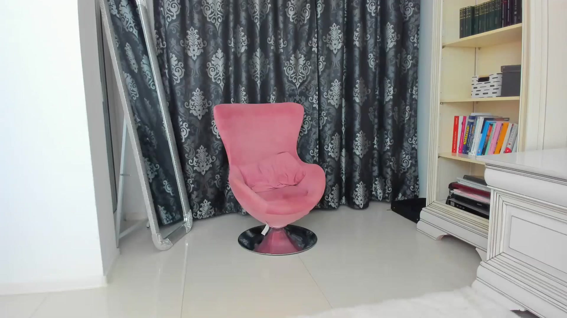 Gallery image thumbnail from Emmazing_'s myfreecams stream on, 02/09/2024, 16:05 image 20 of 20