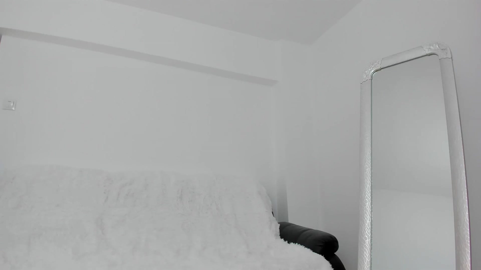Gallery image thumbnail from Emmazing_'s myfreecams stream on, 03/02/2024, 17:19 image 15 of 20