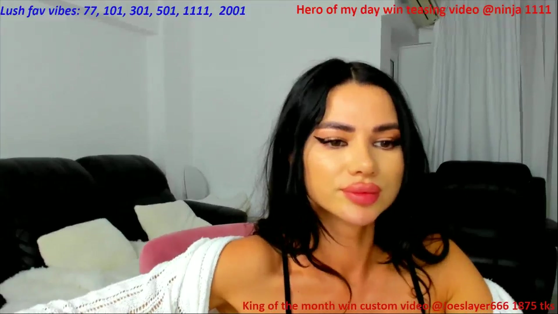 Gallery image thumbnail from Emmazing_'s myfreecams stream on, 10/07/2025, 16:50 image 12 of 20