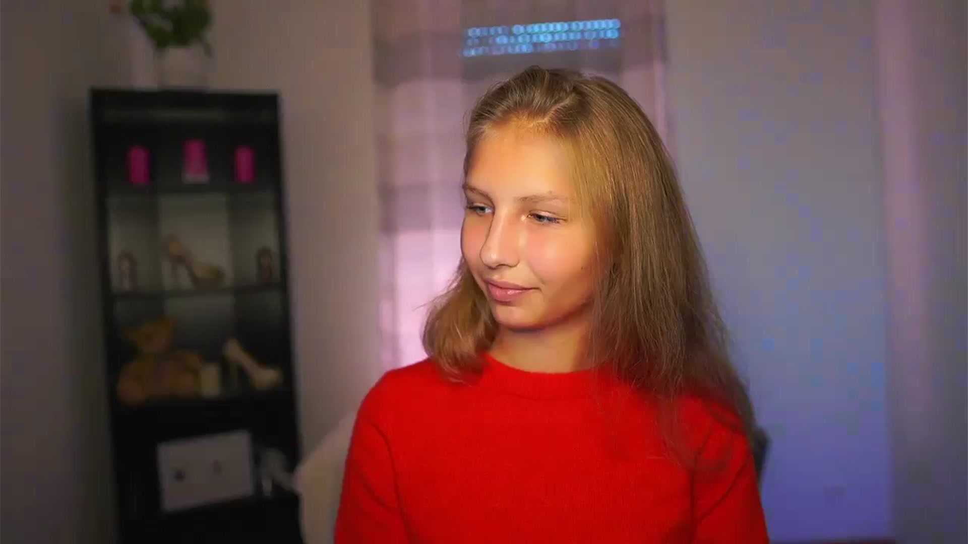 Gallery image thumbnail from Emmie_murray's myfreecams stream on, 09/27/2025, 15:50 image 18 of 20