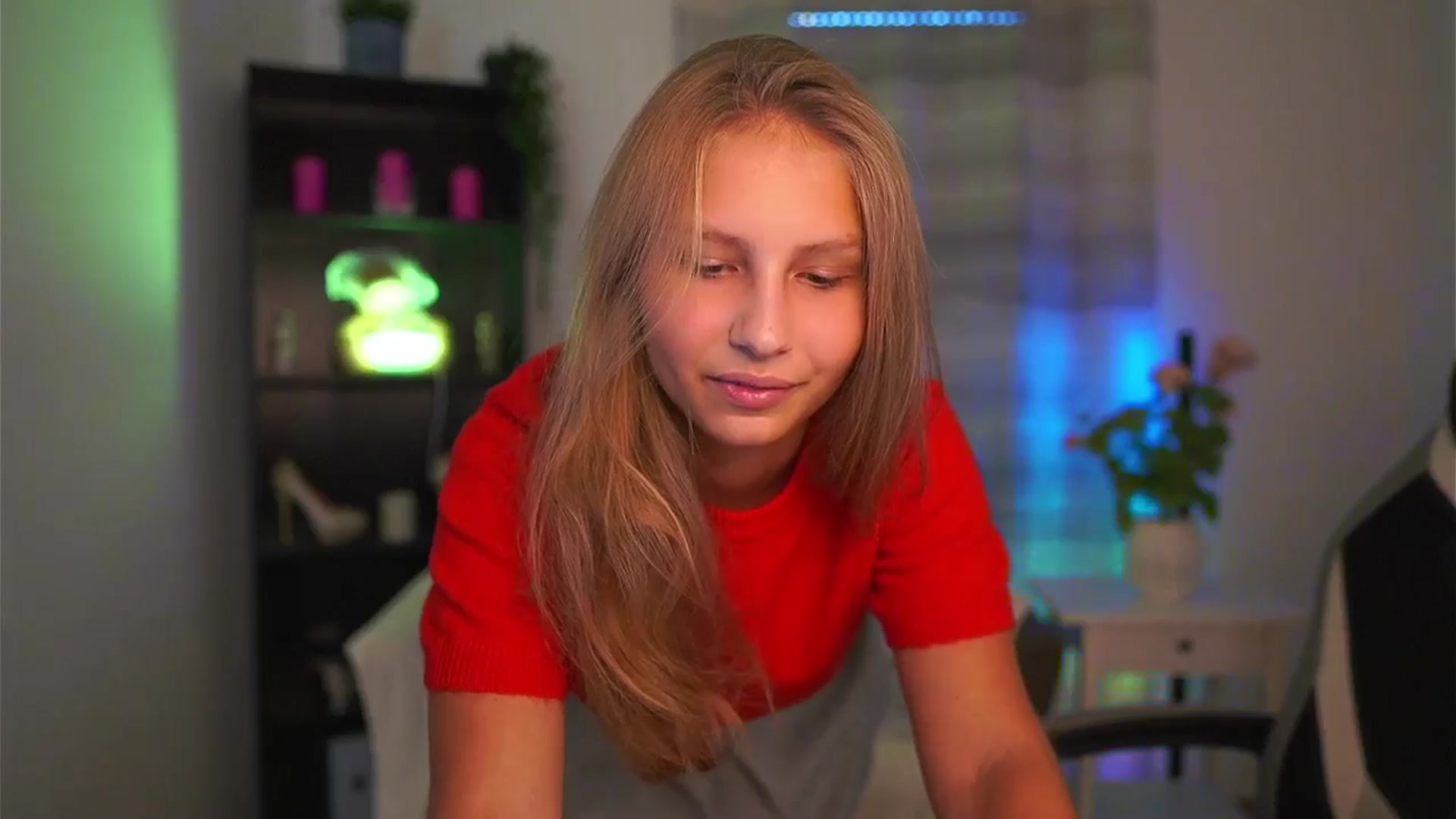 Gallery image thumbnail from Emmie_murray's myfreecams stream on, 10/02/2025, 14:33 image 15 of 20