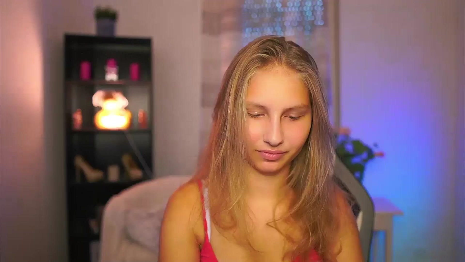 Gallery image thumbnail from Emmie_murray's myfreecams stream on, 10/11/2025, 15:22 image 14 of 20