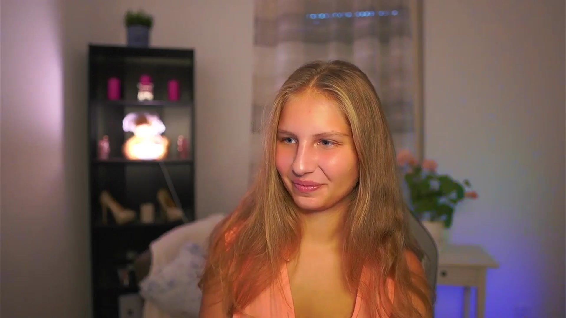 Gallery image thumbnail from Emmie_murray's myfreecams stream on, 10/16/2025, 14:54 image 20 of 20