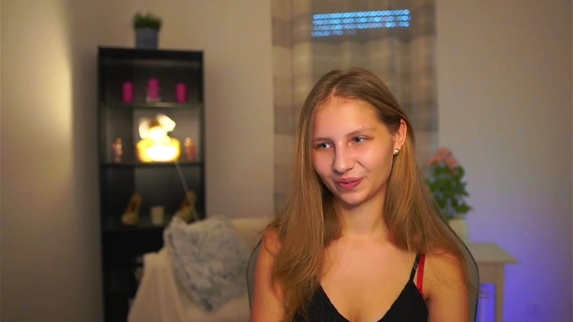 Gallery image thumbnail from Emmie_murray's myfreecams stream on, 01/08/2026, 14:24 image 20 of 20