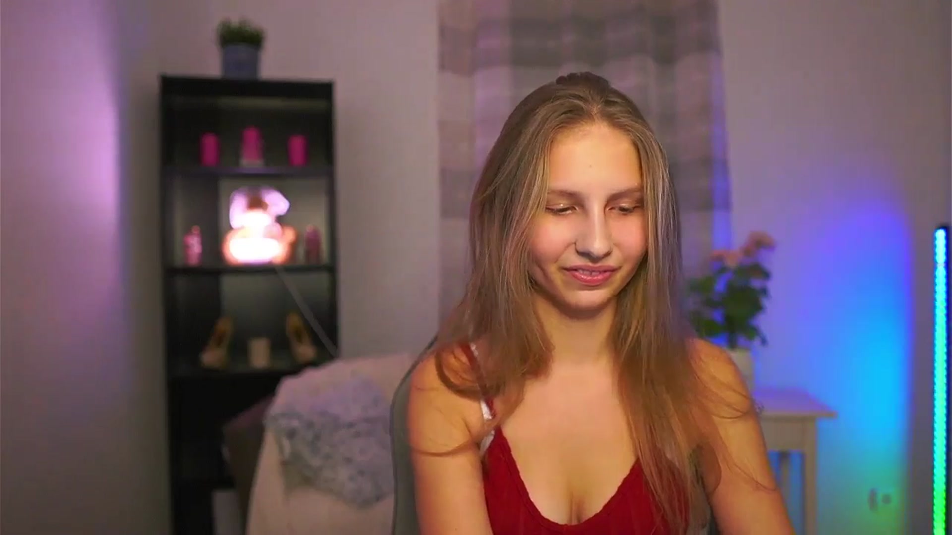 Gallery image thumbnail from Emmie_murray's myfreecams stream on, 01/23/2026, 18:49 image 9 of 20
