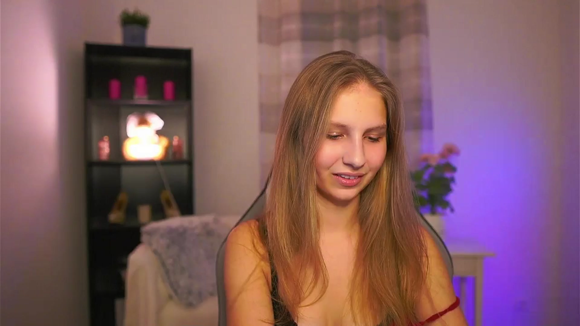 Gallery image thumbnail from Emmie_murray's myfreecams stream on, 01/30/2026, 20:27 image 12 of 20