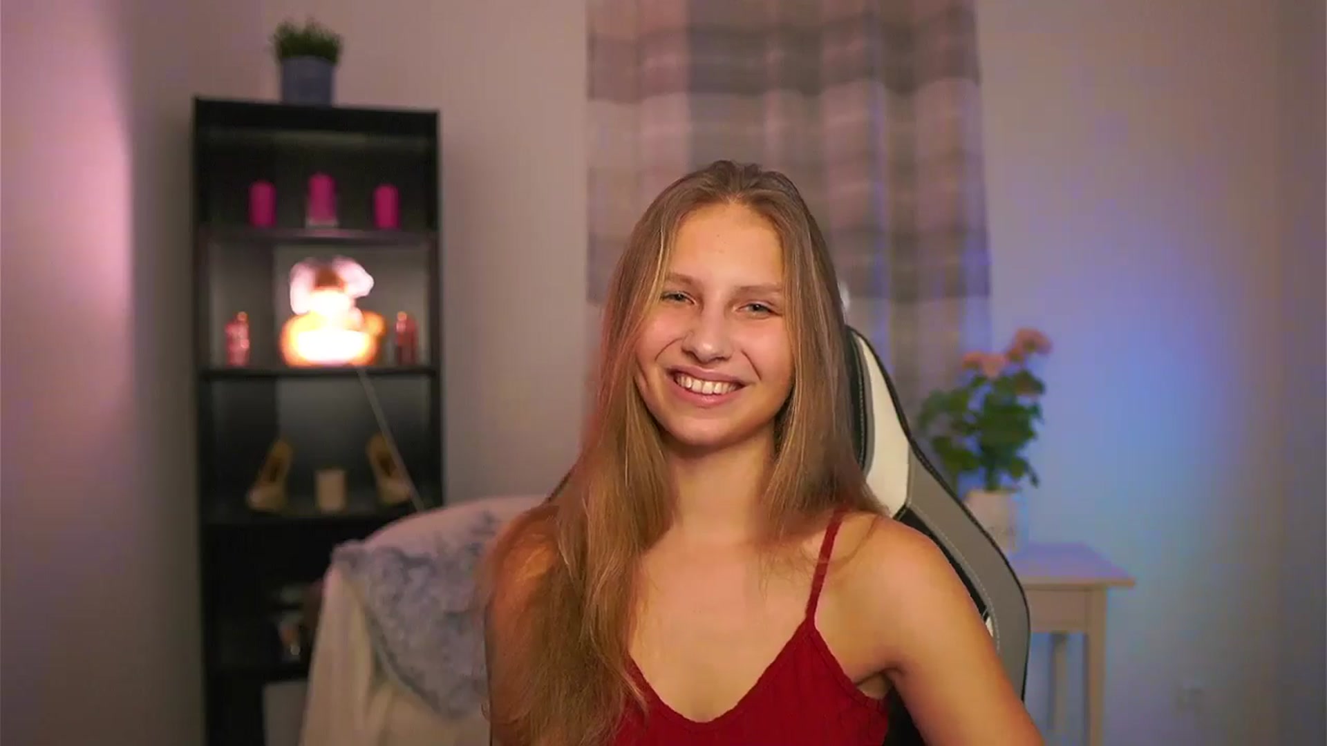Gallery image thumbnail from Emmie_murray's myfreecams stream on, 01/30/2026, 23:42 image 17 of 20
