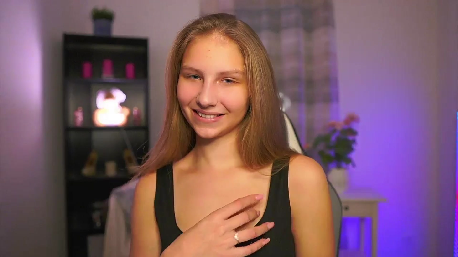 Gallery image thumbnail from Emmie_murray's myfreecams stream on, 01/31/2026, 15:14 image 17 of 20