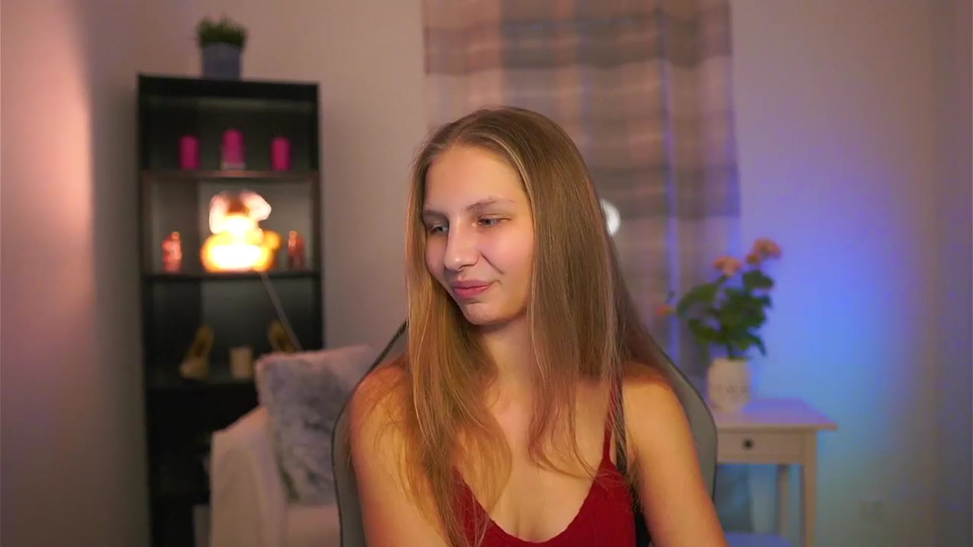 Gallery image thumbnail from Emmie_murray's myfreecams stream on, 02/06/2026, 15:55 image 11 of 20