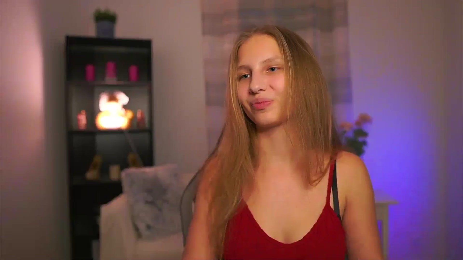 Gallery image thumbnail from Emmie_murray's myfreecams stream on, 02/06/2026, 15:55 image 10 of 20