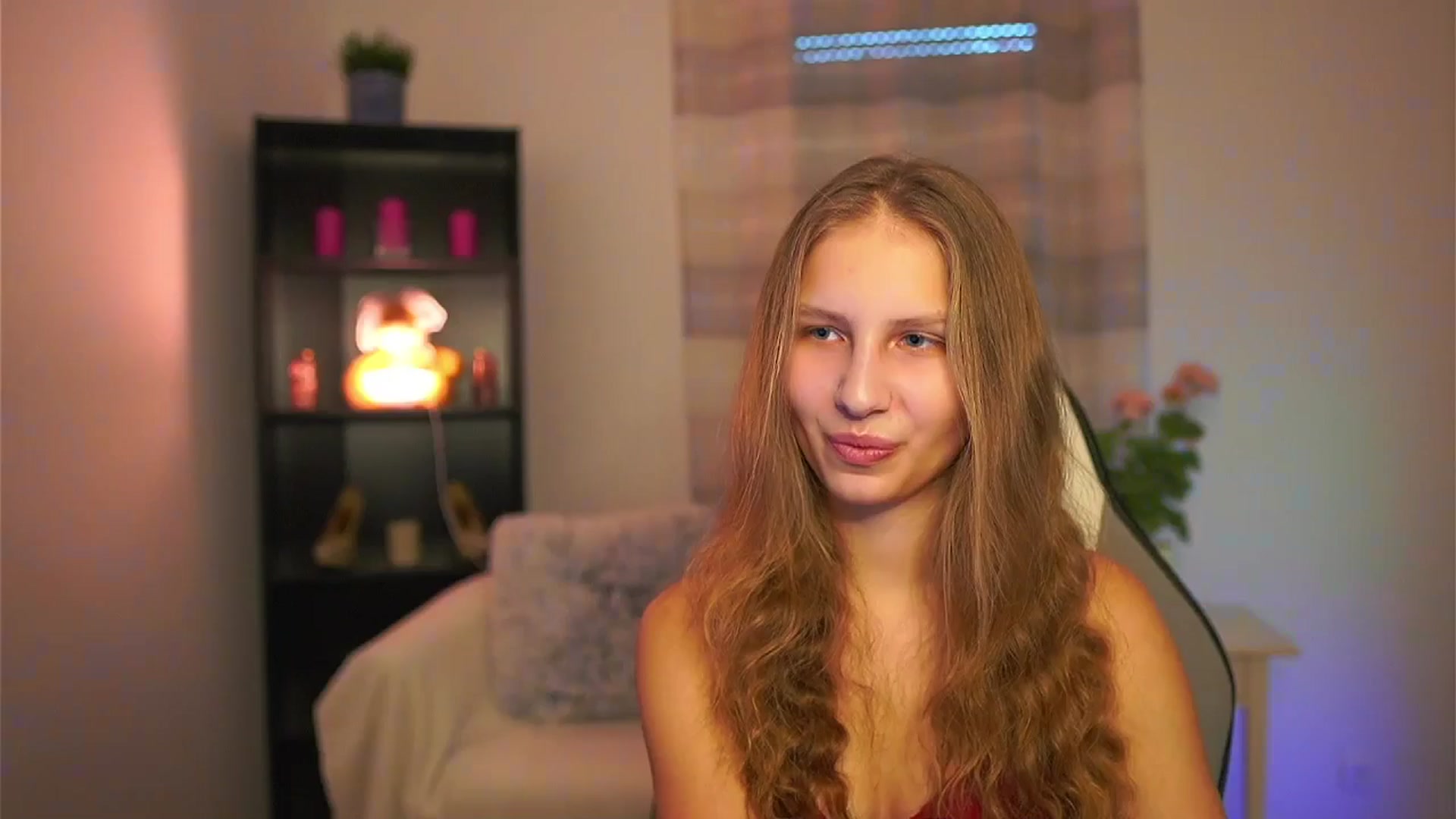 Gallery image thumbnail from Emmie_murray's myfreecams stream on, 02/12/2026, 15:56 image 1 of 20