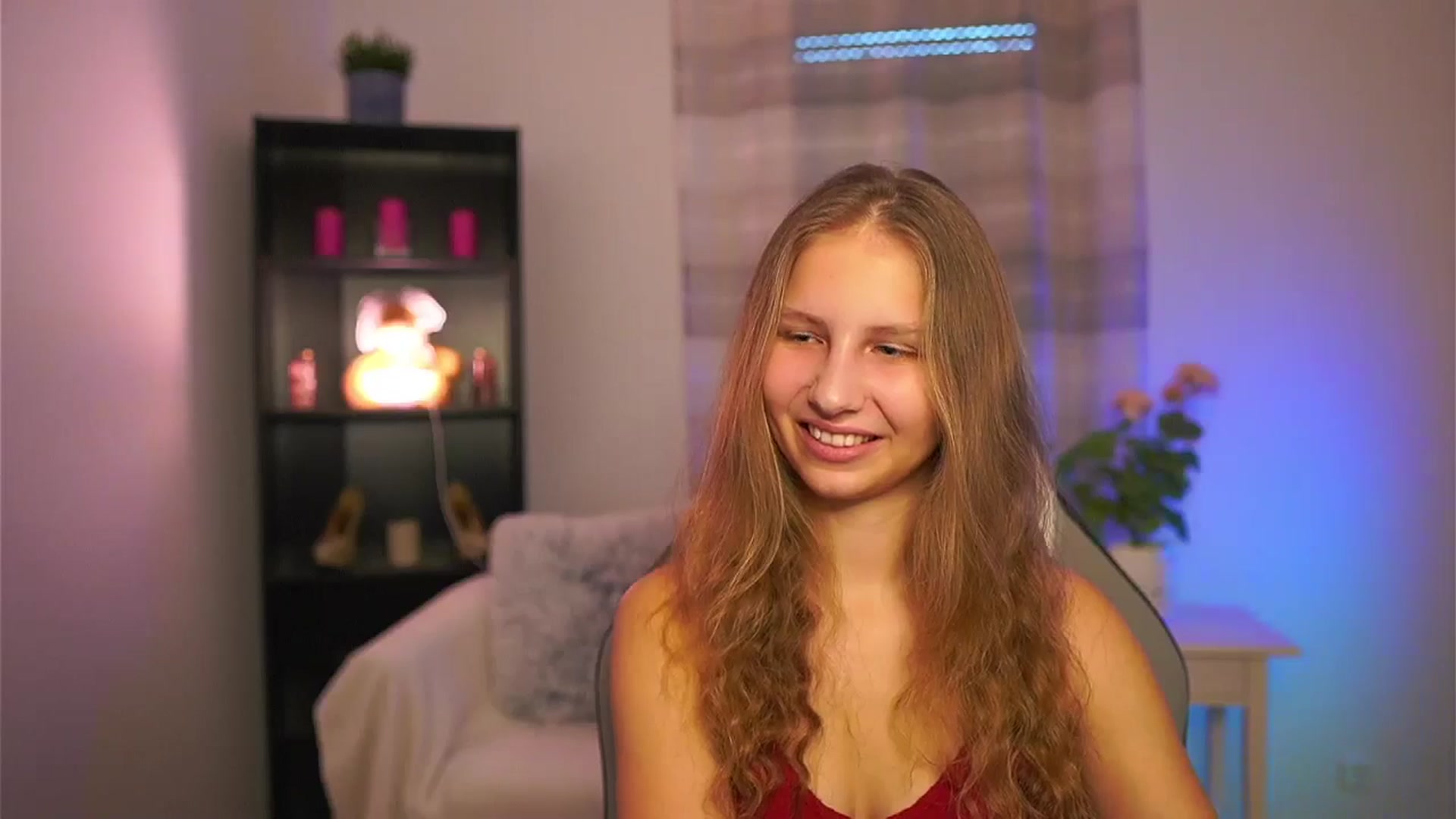 Gallery image thumbnail from Emmie_murray's myfreecams stream on, 02/12/2026, 15:56 image 3 of 20