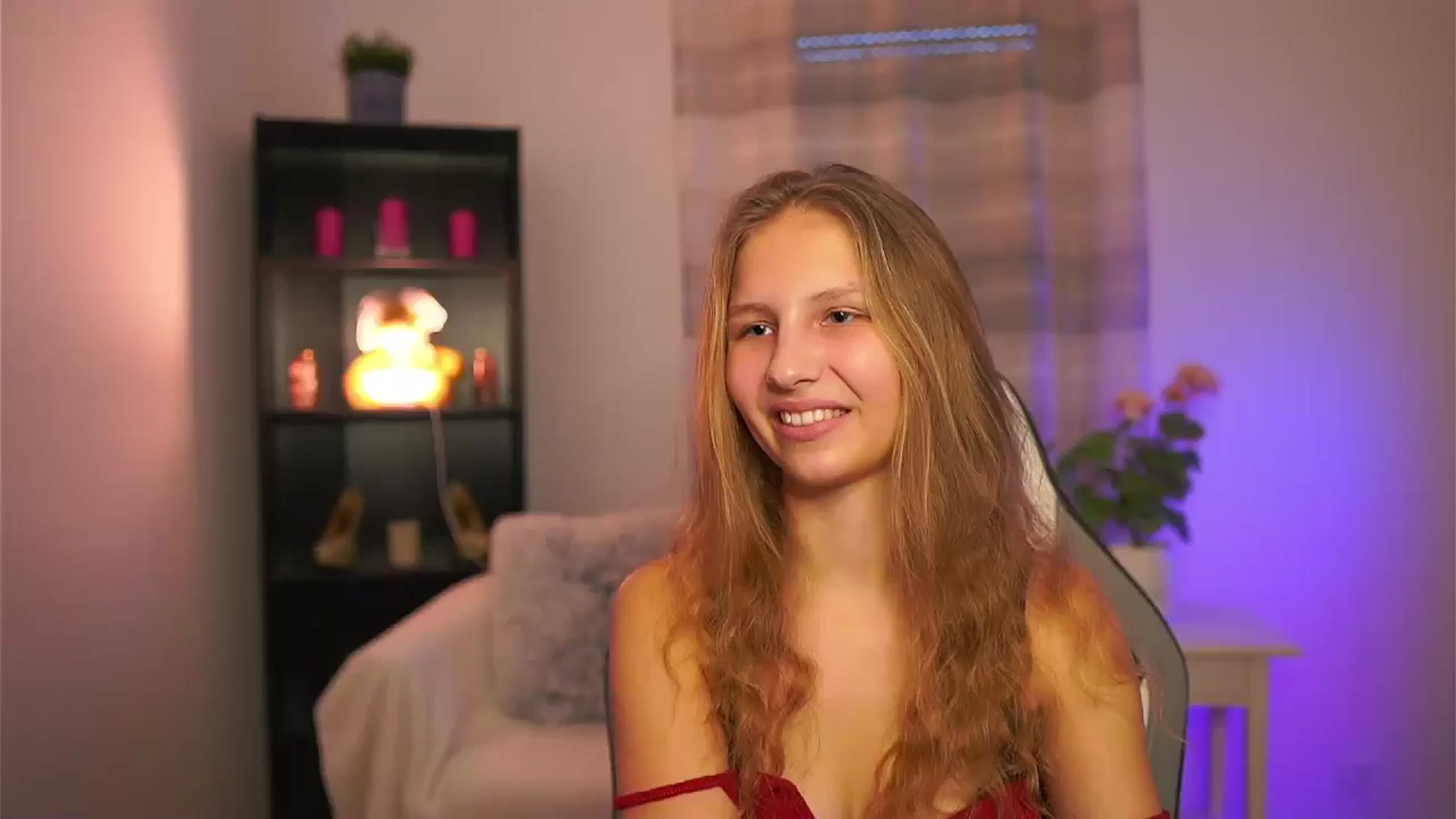 Gallery image thumbnail from Emmie_murray's myfreecams stream on, 02/12/2026, 15:56 image 9 of 20