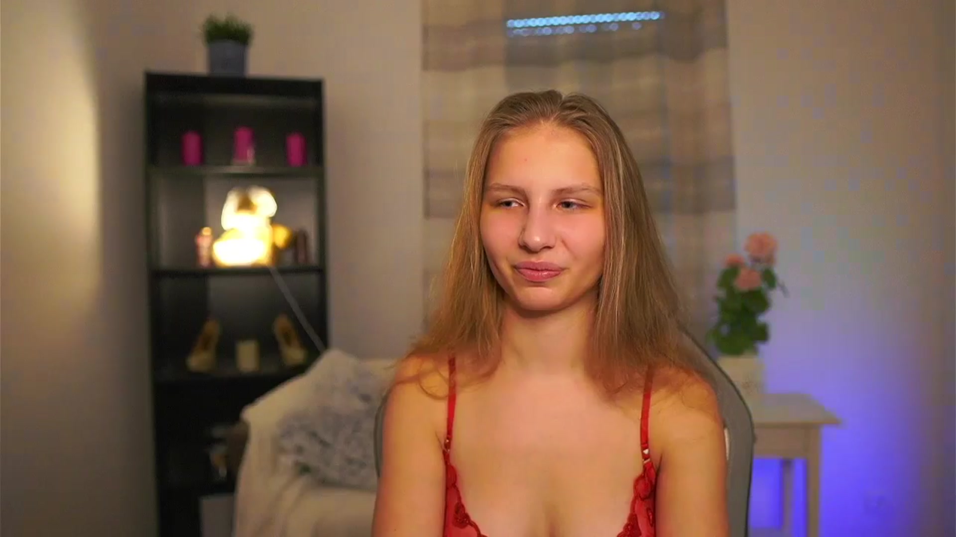 Gallery image thumbnail from Emmie_murray's myfreecams stream on, 02/14/2026, 14:46 image 12 of 20