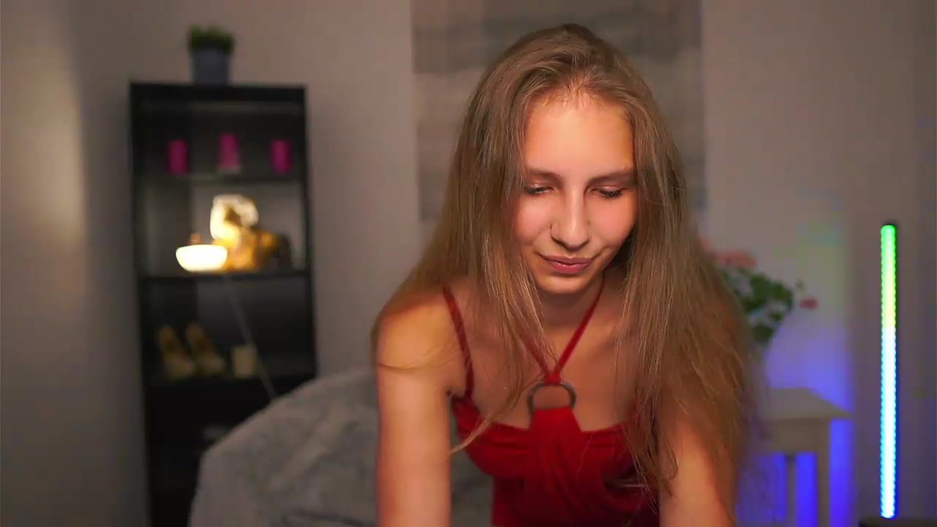 Gallery image thumbnail from Emmie_murray's myfreecams stream on, 07/01/2026, 18:24 image 10 of 20