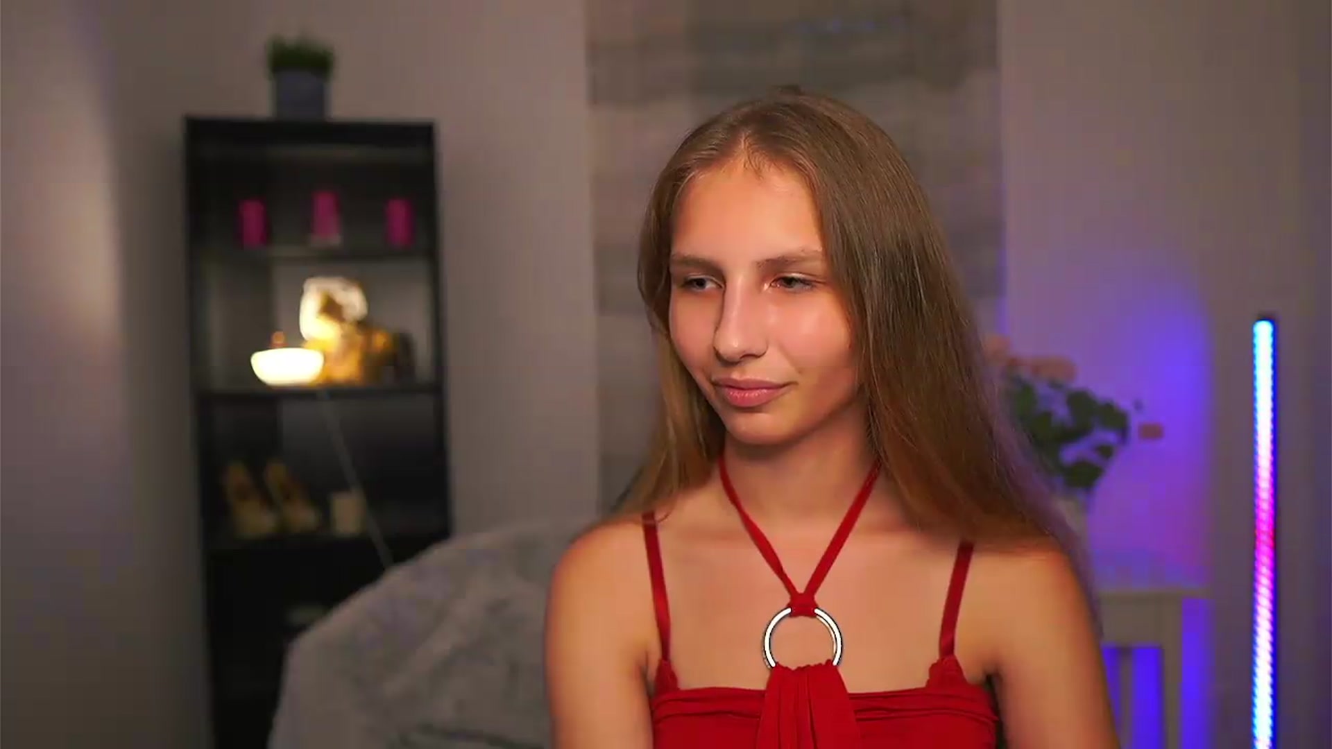 Gallery image thumbnail from Emmie_murray's myfreecams stream on, 07/01/2026, 18:24 image 3 of 20