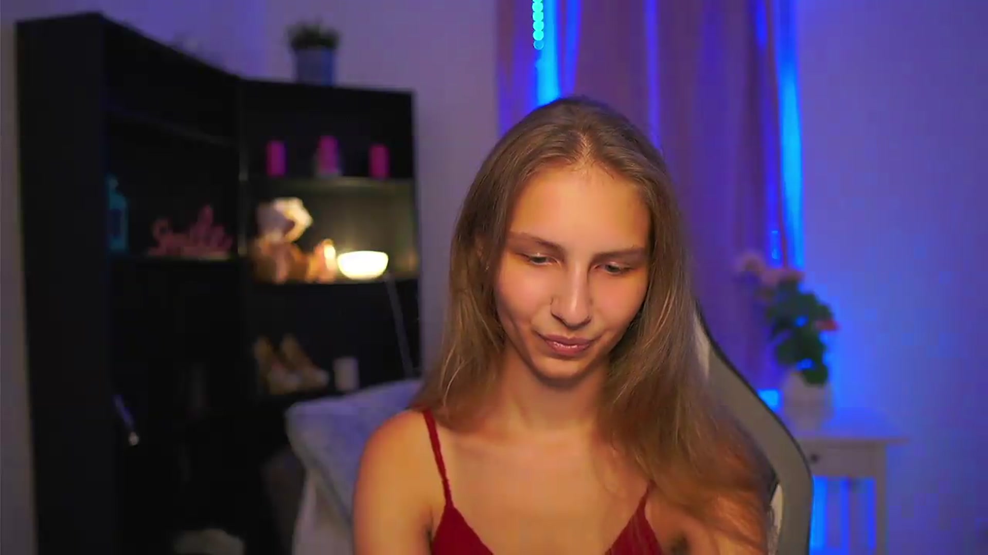 Gallery image thumbnail from Emmie_murray's myfreecams stream on, 08/02/2026, 17:51 image 15 of 20