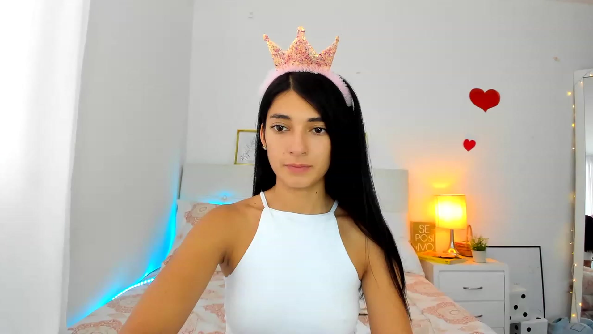 Gallery image thumbnail from Emmily_'s myfreecams stream on, 11/15/2022, 20:07 image 4 of 20