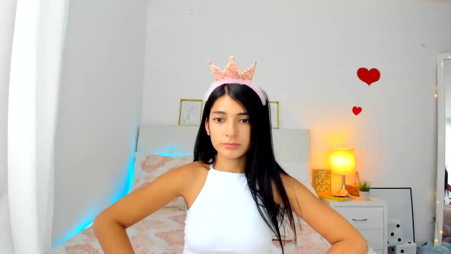 Gallery image thumbnail from Emmily_'s myfreecams stream on, 11/15/2022, 20:07 image 14 of 20