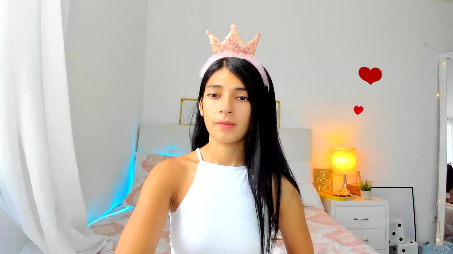 Gallery image thumbnail from Emmily_'s myfreecams stream on, 11/15/2022, 20:07 image 6 of 20