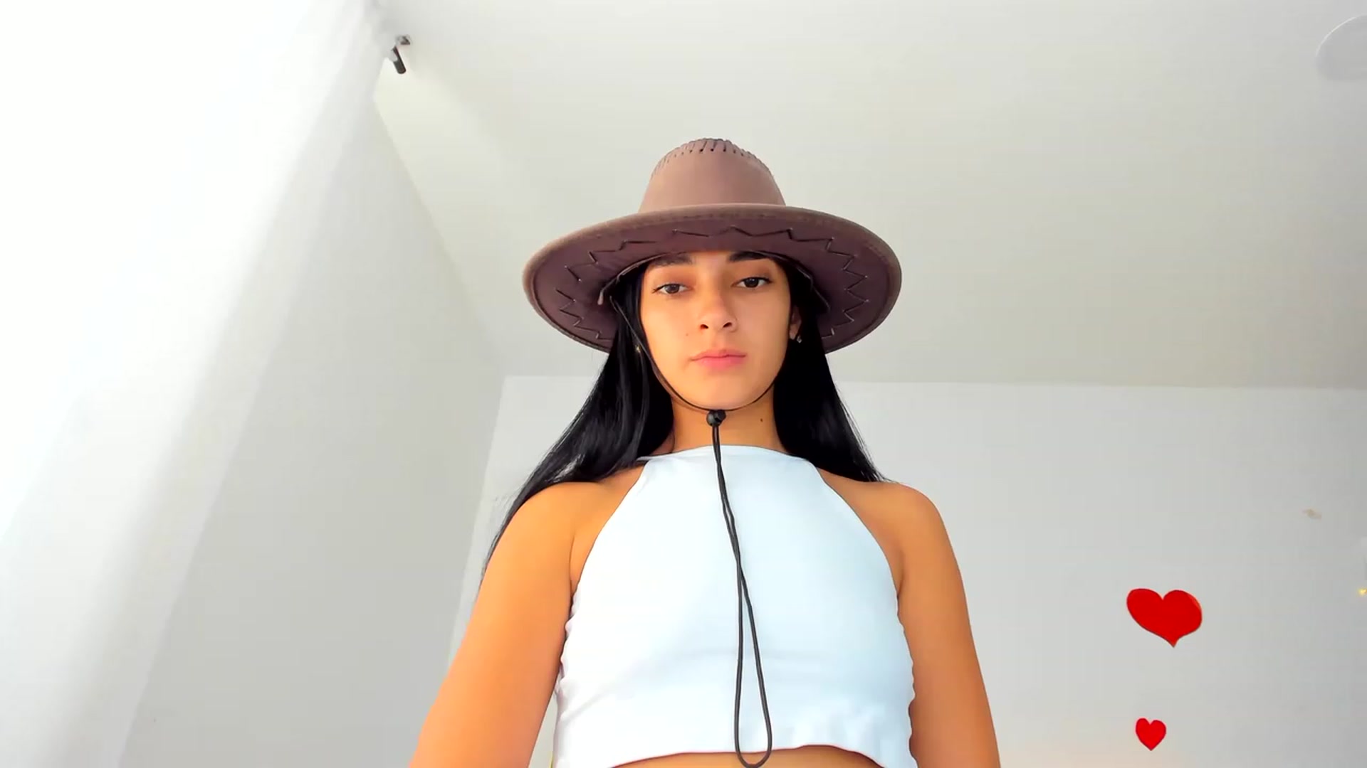 Gallery image thumbnail from Emmily_'s myfreecams stream on, 11/15/2022, 22:26 image 2 of 20
