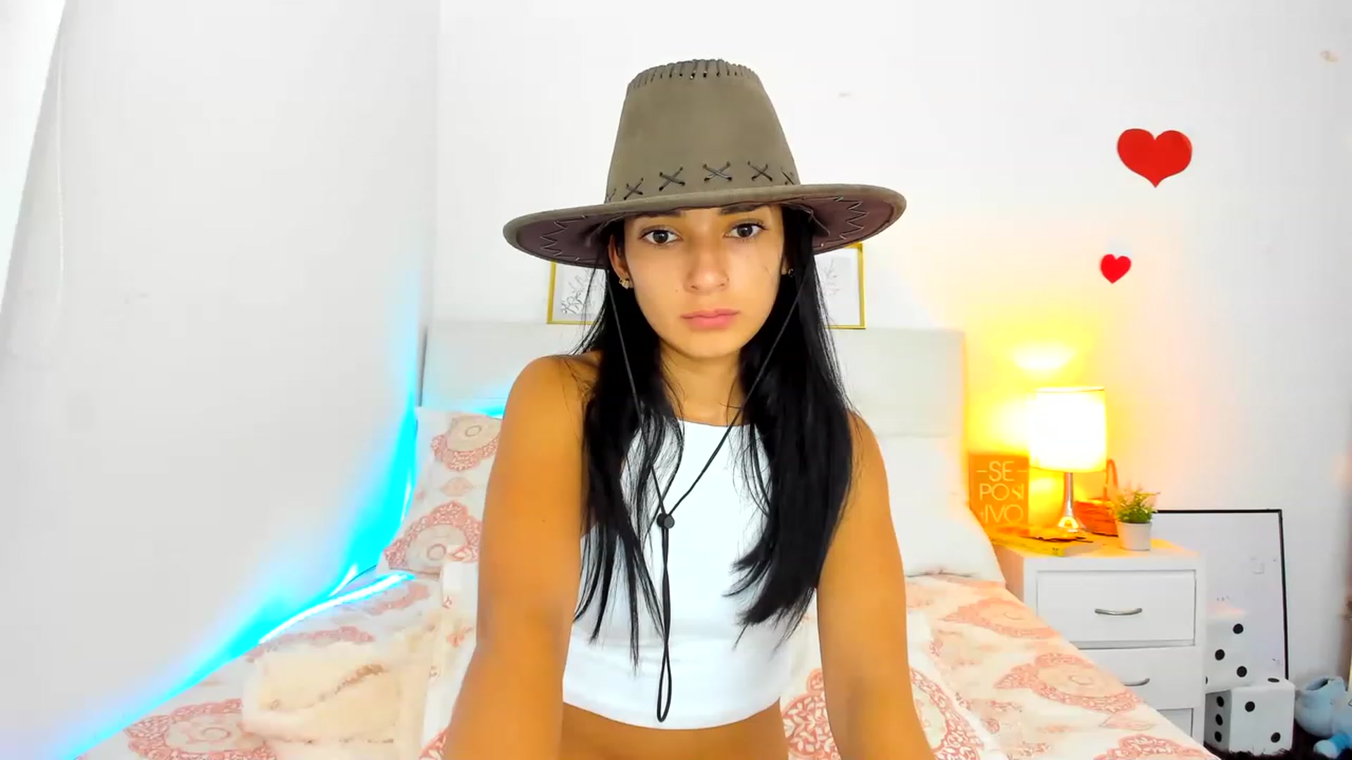 Gallery image thumbnail from Emmily_'s myfreecams stream on, 11/15/2022, 23:37 image 20 of 20