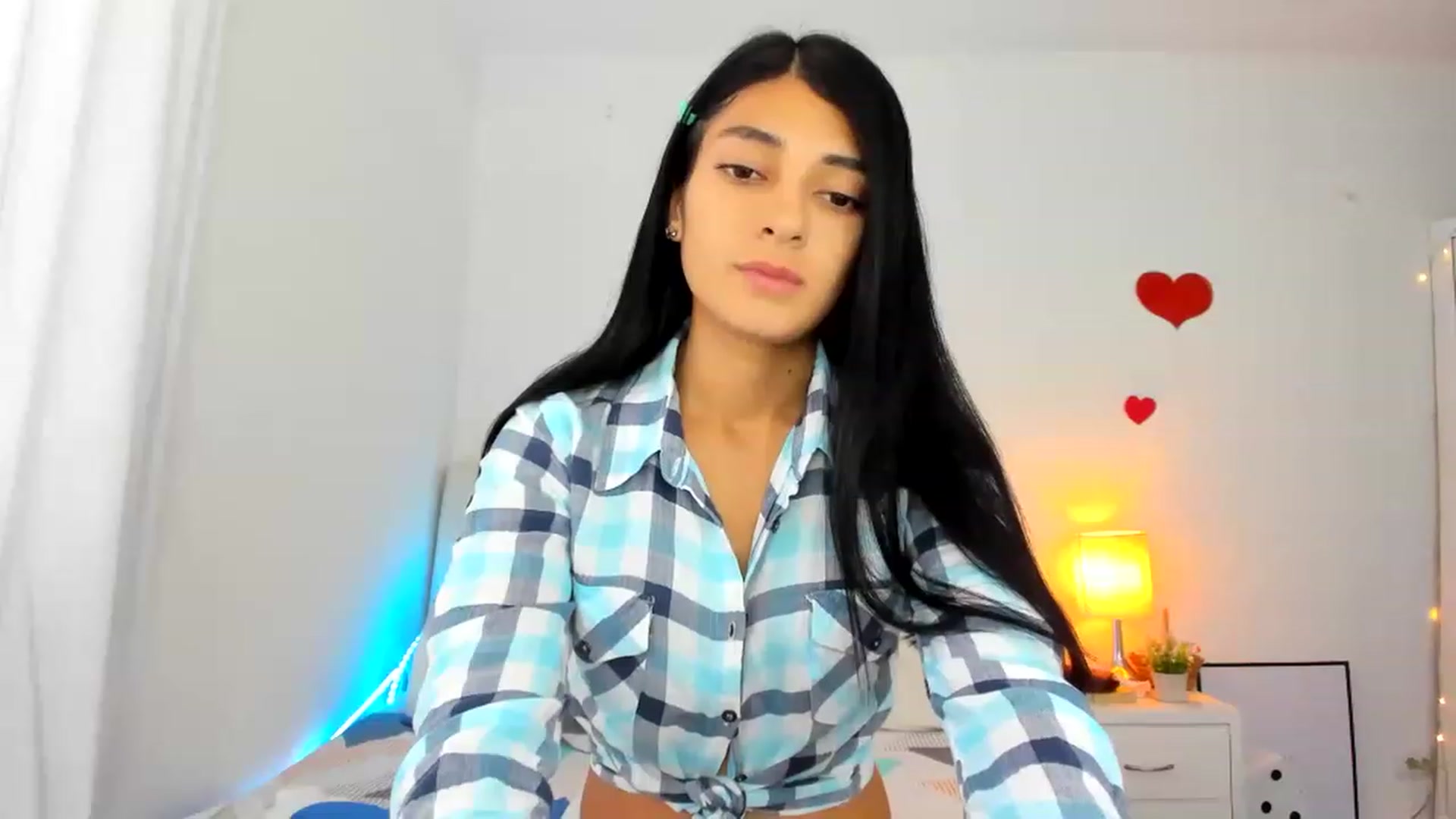 Gallery image thumbnail from Emmily_'s myfreecams stream on, 11/18/2022, 20:15 image 18 of 20