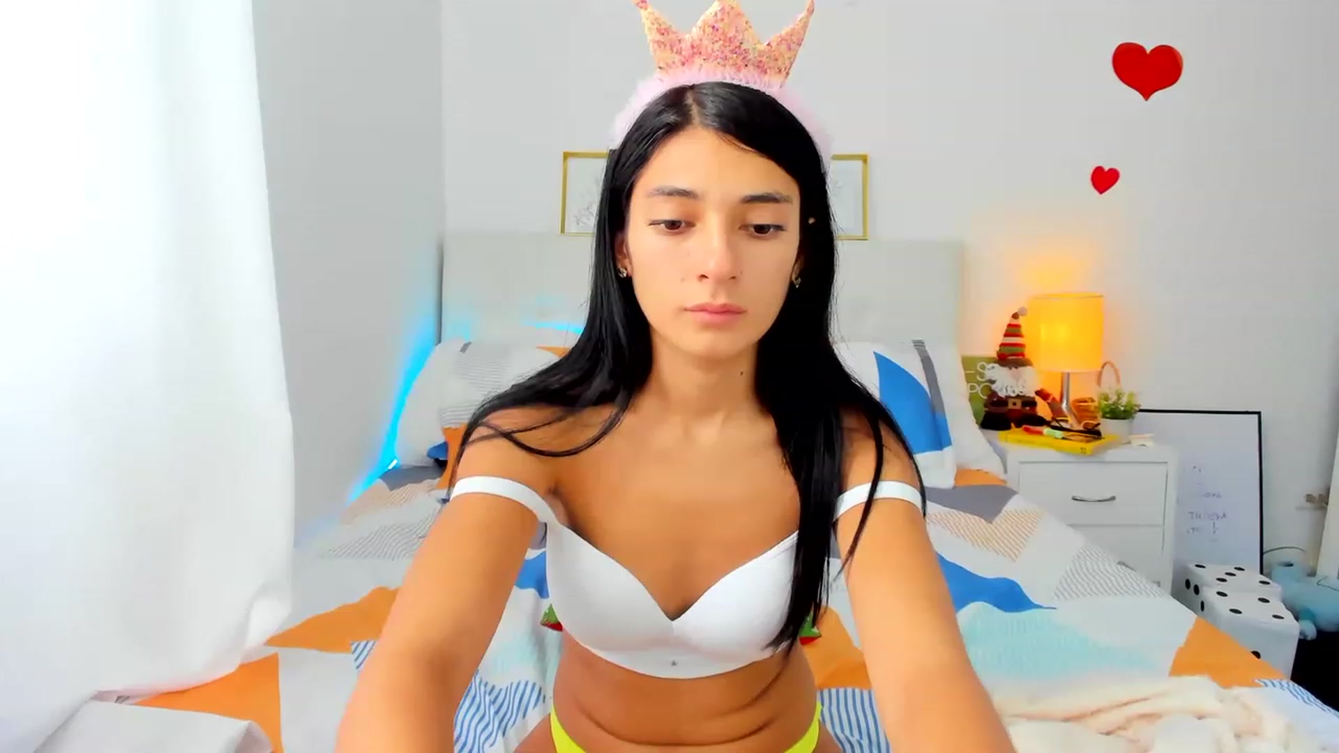 Gallery image thumbnail from Emmily_'s myfreecams stream on, 11/19/2022, 18:40 image 12 of 20