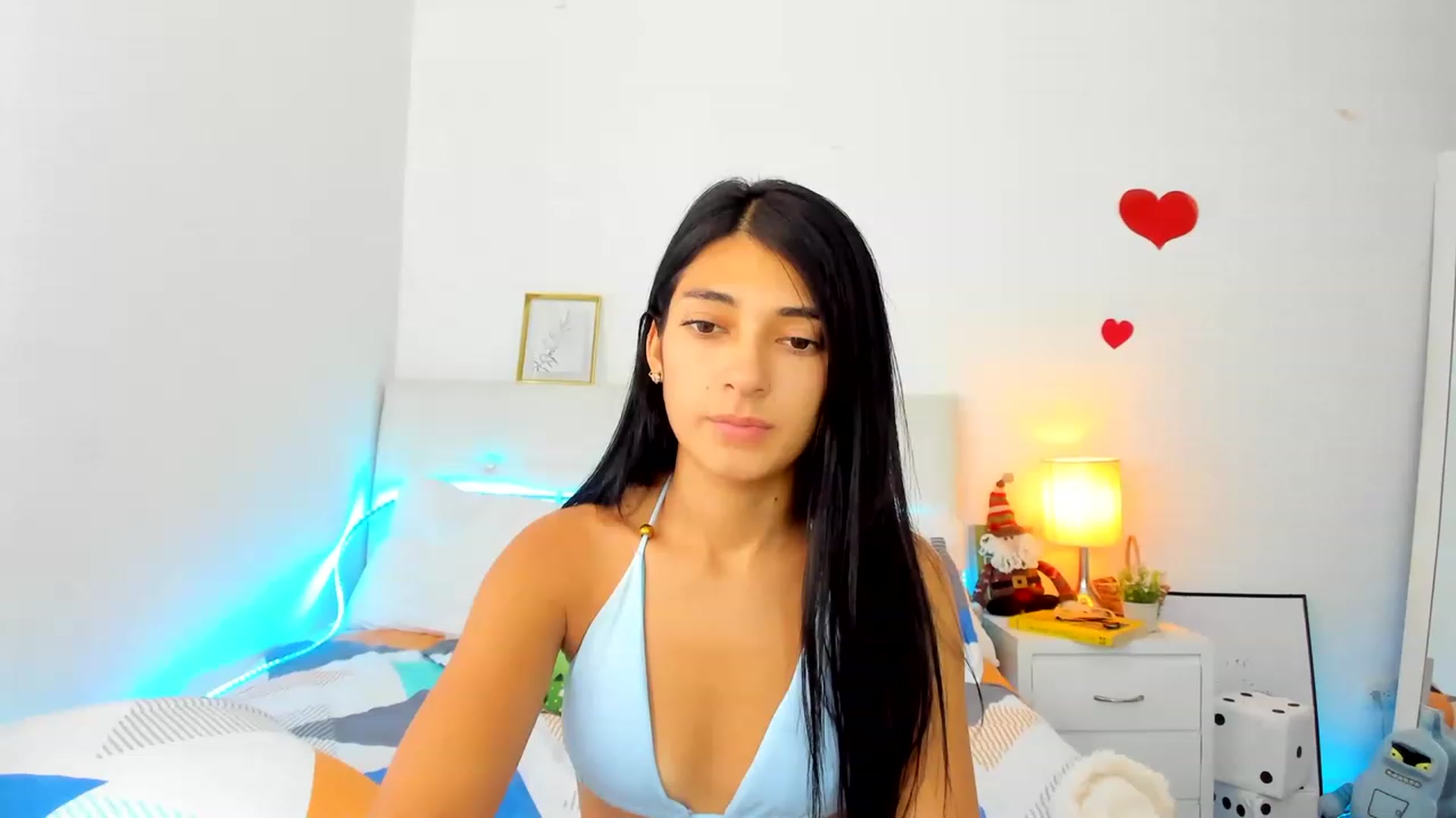 Gallery image thumbnail from Emmily_'s myfreecams stream on, 11/23/2022, 20:28 image 15 of 20