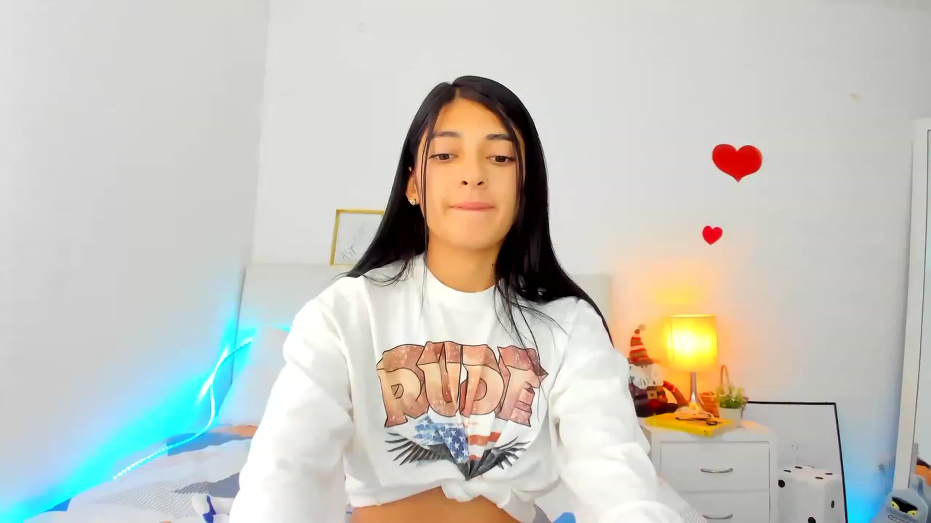 Gallery image thumbnail from Emmily_'s myfreecams stream on, 11/23/2022, 22:15 image 1 of 20