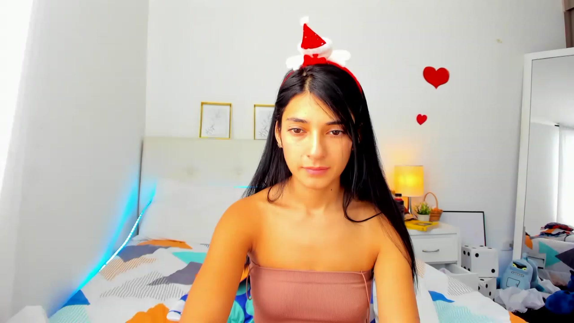 Gallery image thumbnail from Emmily_'s myfreecams stream on, 11/28/2022, 18:38 image 12 of 20