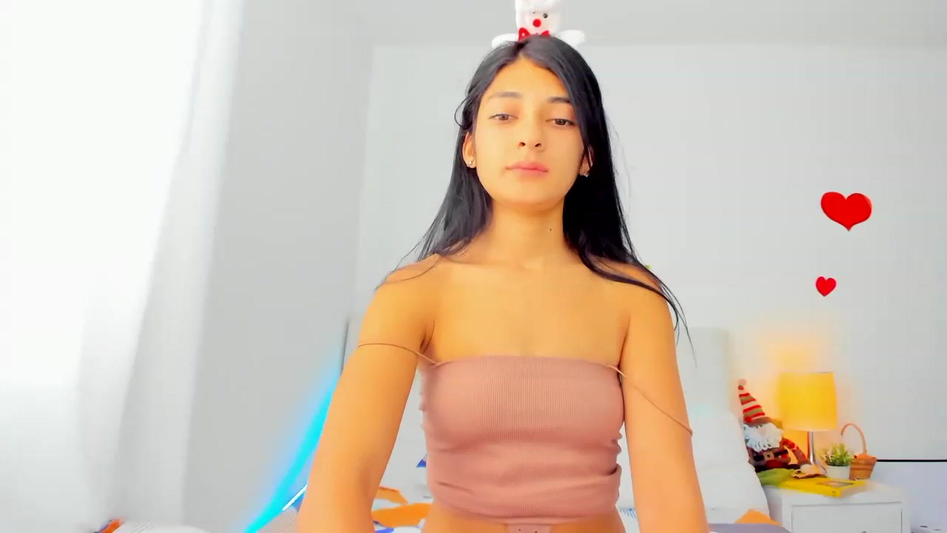 Gallery image thumbnail from Emmily_'s myfreecams stream on, 11/28/2022, 20:32 image 13 of 20