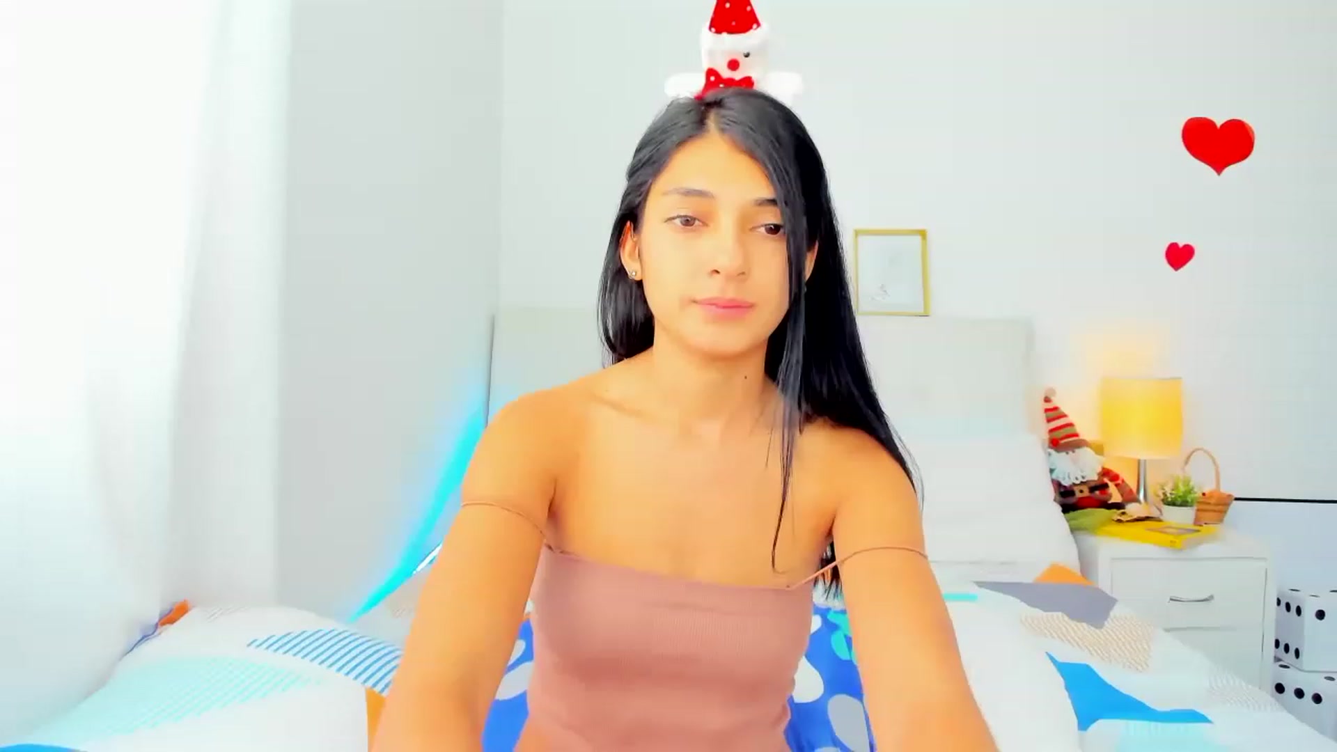 Gallery image thumbnail from Emmily_'s myfreecams stream on, 11/28/2022, 20:32 image 19 of 20