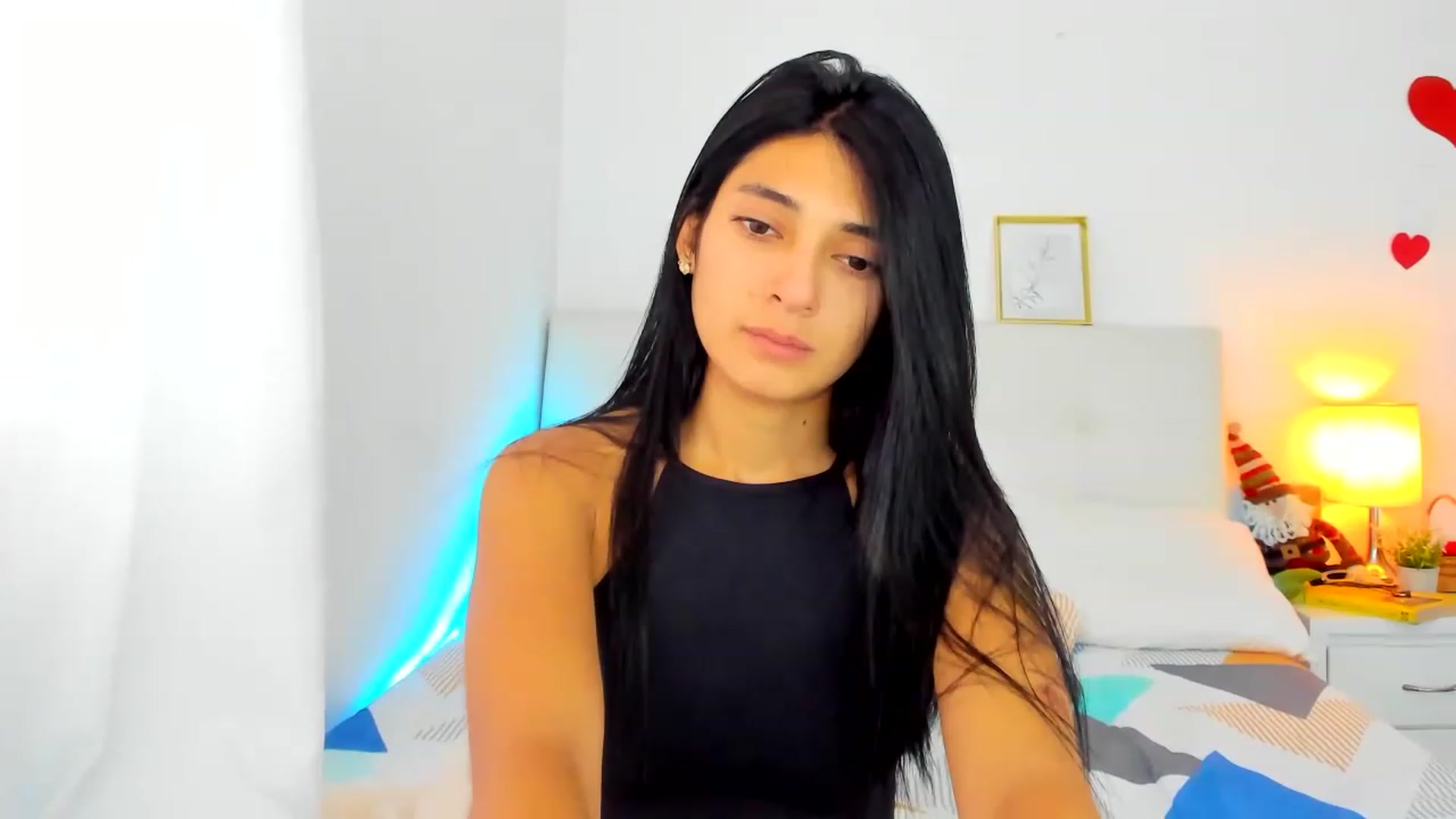 Gallery image thumbnail from Emmily_'s myfreecams stream on, 11/30/2022, 21:43 image 10 of 20